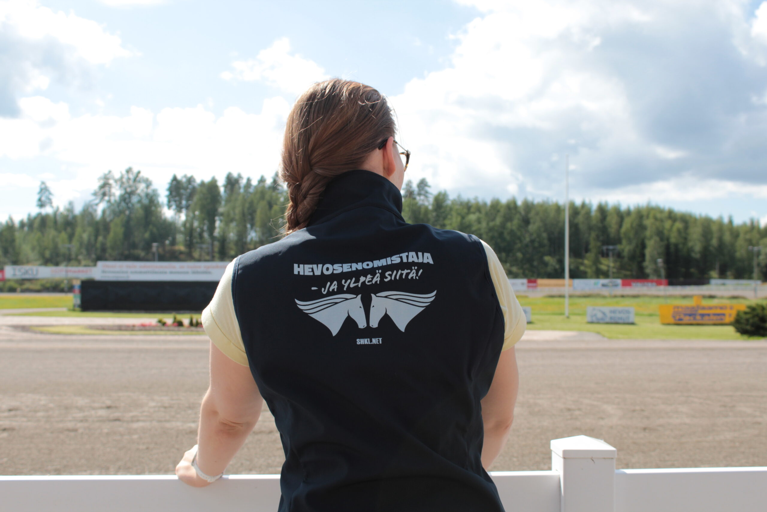 SHKL:n jäsentuotteita